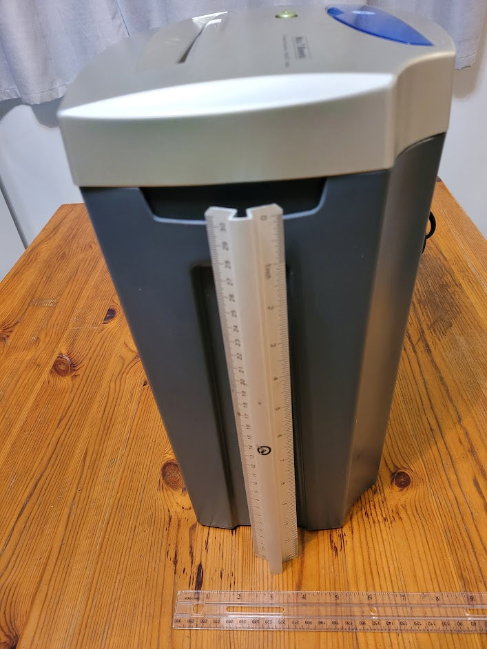 Sylvania Secure Guard 7 Sheet Paper Shredder (Used)