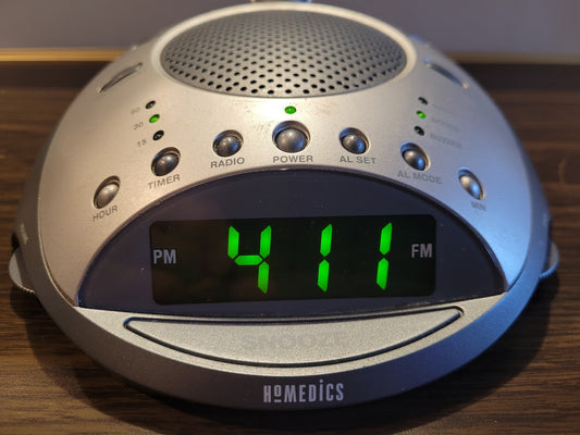 Homedics SS-4000 Sound Spa Alarm Clock Light Radio Sound Noise Machine (Used)